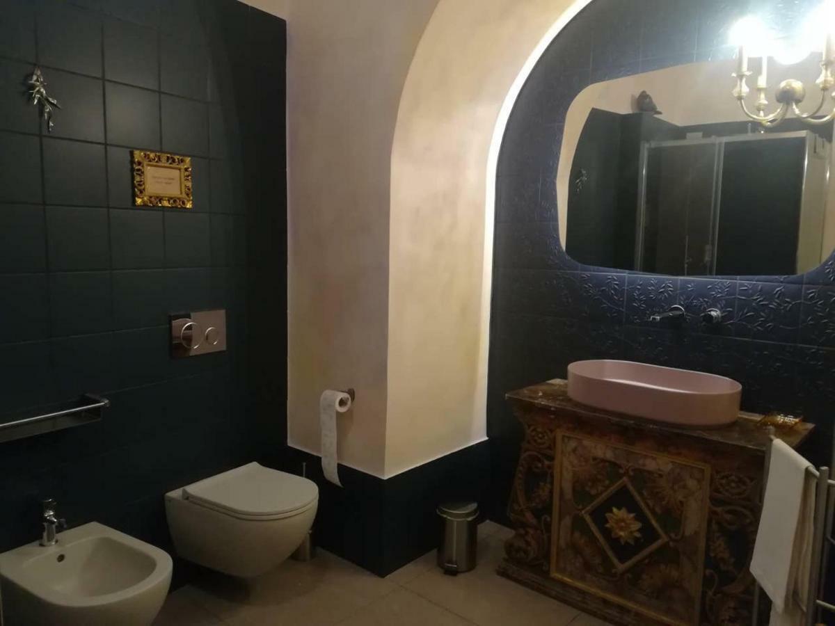 Boutique Apartment Урбино Экстерьер фото